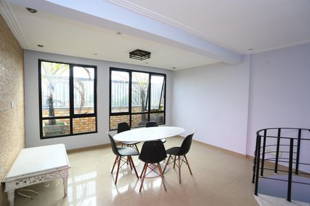 Apartamento à venda com 142m², 2 quartos e 2 vagassala da cobertura