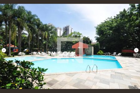 Apartamento à venda com 142m², 2 quartos e 2 vagasÁrea comum - Piscina