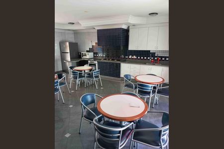 Apartamento à venda com 220m², 4 quartos e 4 vagas
