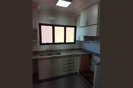 Apartamento à venda com 220m², 4 quartos e 4 vagas