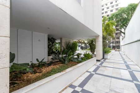 Apartamento à venda com 141m², 3 quartos e 1 vagaFoto 01