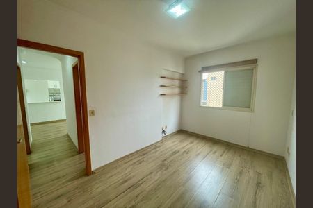 Foto 03 de apartamento à venda com 2 quartos, 60m² em Alphaville Industrial, Barueri