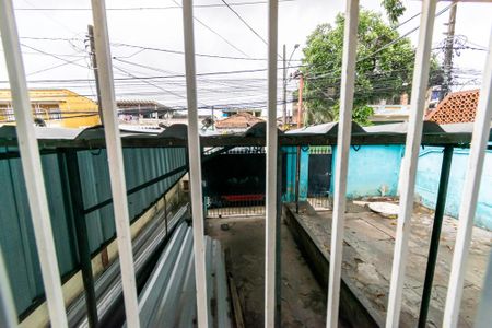 Quarto 1 - Vista da garagem de casa à venda com 2 quartos, 200m² em Brás de Pina, Rio de Janeiro