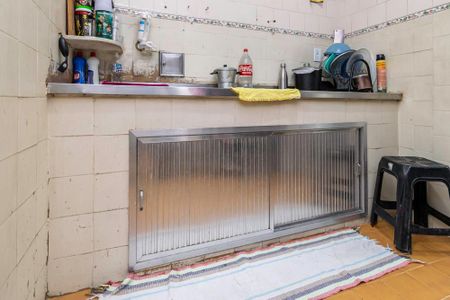 Casa à venda com 200m², 2 quartos e 1 vaga Casa à venda com 200m², 2 quartos e 1 vagaCozinha