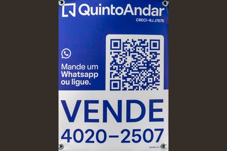 Casa à venda com 200m², 2 quartos e 1 vaga Casa à venda com 200m², 2 quartos e 1 vagaPlaca
