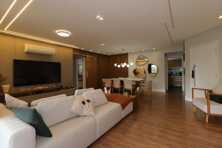 Apartamento à venda com 120m², 3 quartos e 2 vagasSala