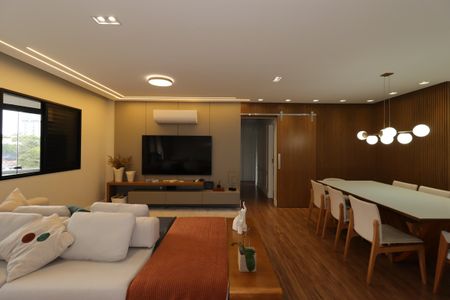 Apartamento à venda com 120m², 3 quartos e 2 vagasSala