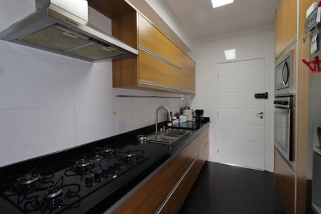 Apartamento à venda com 120m², 3 quartos e 2 vagasCozinha