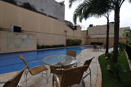 Apartamento à venda com 120m², 3 quartos e 2 vagasÁrea Comum - Piscina