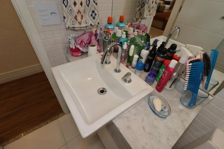 Apartamento à venda com 120m², 3 quartos e 2 vagasBanheiro Social - Pia