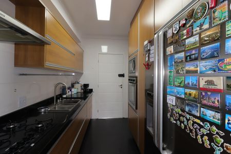 Apartamento à venda com 120m², 3 quartos e 2 vagasCozinha