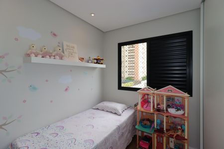 Apartamento à venda com 120m², 3 quartos e 2 vagasQuarto 2