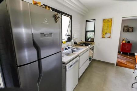 Apartamento à venda com 158m², 4 quartos e 3 vagasFoto 01