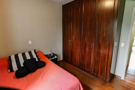 Apartamento à venda com 158m², 4 quartos e 3 vagasFoto 01