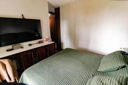 Apartamento à venda com 158m², 4 quartos e 3 vagasFoto 01