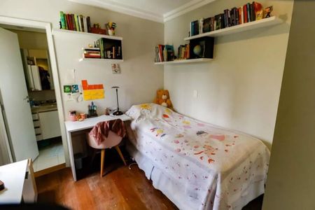 Apartamento à venda com 158m², 4 quartos e 3 vagasFoto 01