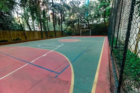 Apartamento à venda com 158m², 4 quartos e 3 vagasFoto 01