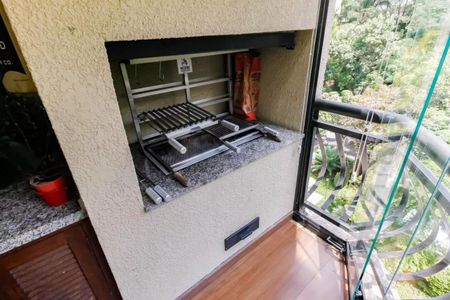 Apartamento à venda com 158m², 4 quartos e 3 vagasFoto 01