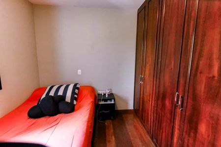 Apartamento à venda com 158m², 4 quartos e 3 vagasFoto 01
