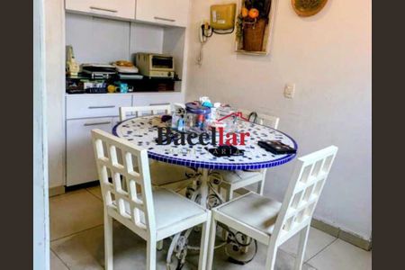 Apartamento à venda com 200m², 4 quartos e 3 vagas