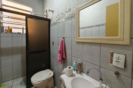 Casa à venda com 250m², 2 quartos e 2 vagasBanheiro