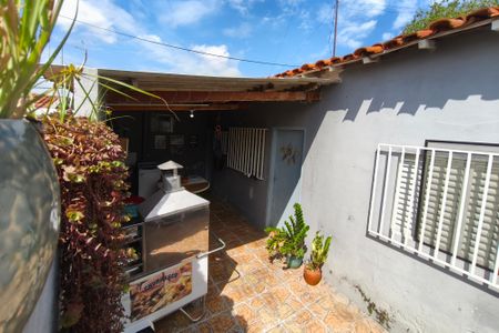 Casa à venda com 250m², 2 quartos e 2 vagasQuintal - Área gourmet