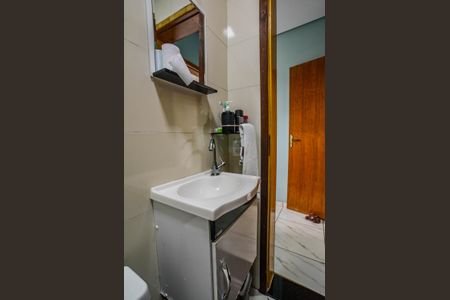 Casa para alugar com 99m², 2 quartos e 2 vagasBanheiro da Suíte 2