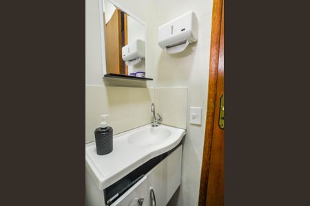 Lavabo de casa à venda com 2 quartos, 99m² em Parque Novo Oratório, Santo André