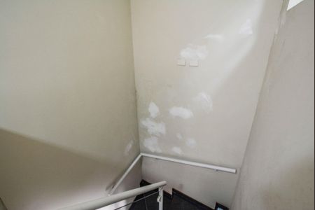 Escada de casa à venda com 2 quartos, 99m² em Parque Novo Oratório, Santo André