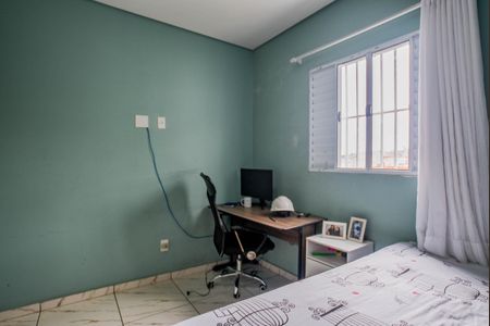 Casa para alugar com 99m², 2 quartos e 2 vagasSuíte 1