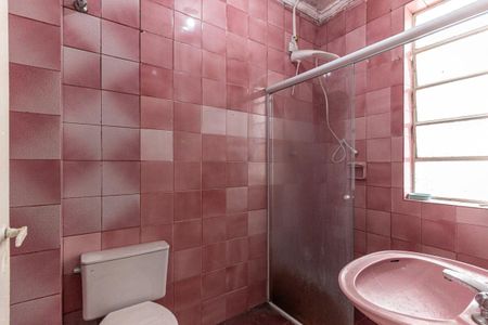 Banheiro de kitnet/studio para alugar com 1 quarto, 37m² em Higienópolis, São Paulo