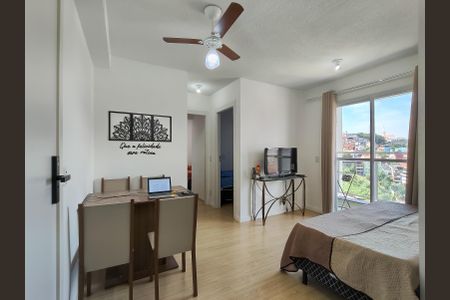 Sala de apartamento para alugar com 2 quartos, 42m² em Santo Cristo, Rio de Janeiro