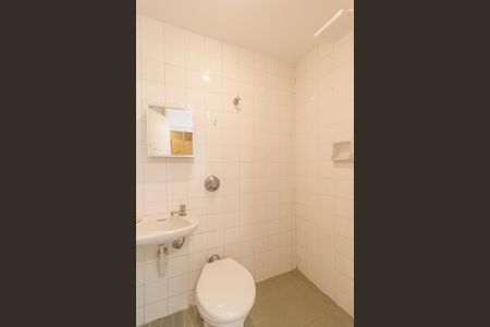 Apartamento à venda com 128m², 3 quartos e 1 vaga Apartamento à venda com 128m², 3 quartos e 1 vagaBanheiro de serviço