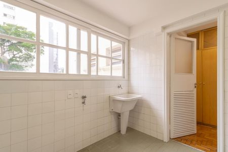 Apartamento à venda com 128m², 3 quartos e 1 vaga Apartamento à venda com 128m², 3 quartos e 1 vagaÁrea de Serviço