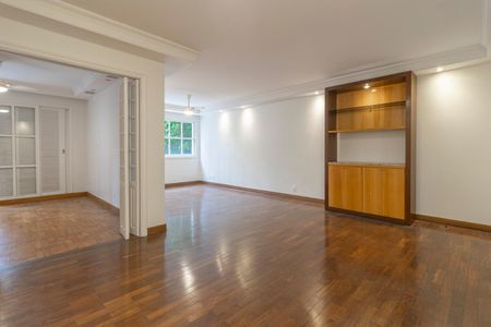Apartamento à venda com 128m², 3 quartos e 1 vaga Apartamento à venda com 128m², 3 quartos e 1 vagaSala