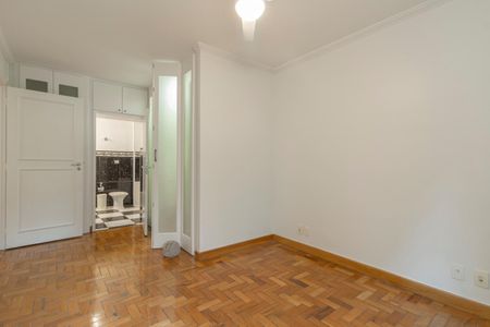 Apartamento à venda com 128m², 3 quartos e 1 vaga Apartamento à venda com 128m², 3 quartos e 1 vagaQuarto Suíte