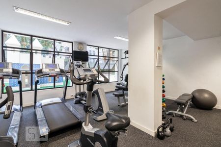 Apartamento à venda com 128m², 3 quartos e 1 vaga Apartamento à venda com 128m², 3 quartos e 1 vagaÁrea comum - Academia