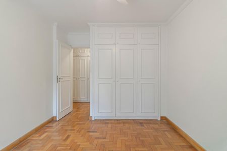 Apartamento à venda com 128m², 3 quartos e 1 vaga Apartamento à venda com 128m², 3 quartos e 1 vagaQuarto 2