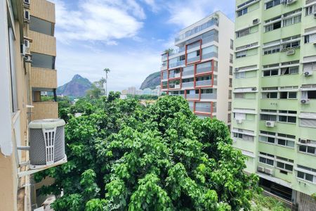 Vista  de apartamento à venda com 1 quarto, 37m² em Botafogo, Rio de Janeiro