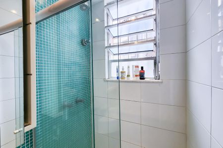 Apartamento à venda com 115m², 3 quartos e 1 vaga Apartamento à venda com 115m², 3 quartos e 1 vagaBanheiro Social