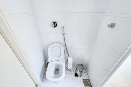 Apartamento à venda com 115m², 3 quartos e 1 vaga Apartamento à venda com 115m², 3 quartos e 1 vagaBanheiro da Suite