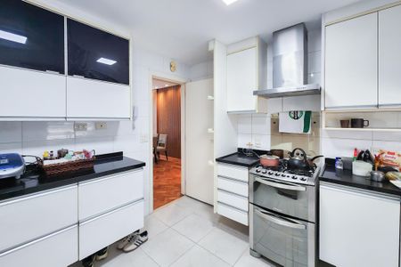 Apartamento à venda com 115m², 3 quartos e 1 vaga Apartamento à venda com 115m², 3 quartos e 1 vagaCozinha