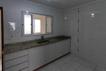 Casa de condomínio à venda com 163m², 3 quartos e 4 vagas