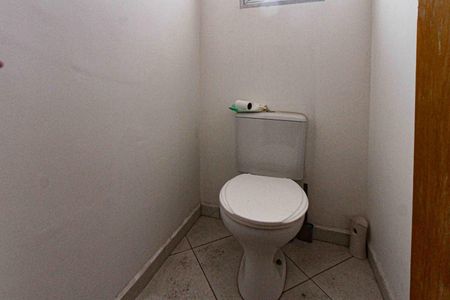 Casa de condomínio à venda com 163m², 3 quartos e 4 vagas Casa de condomínio à venda com 163m², 3 quartos e 4 vagasLavabo