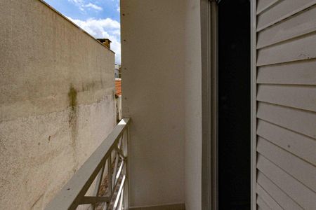 Casa de condomínio à venda com 163m², 3 quartos e 4 vagas Casa de condomínio à venda com 163m², 3 quartos e 4 vagasVaranda