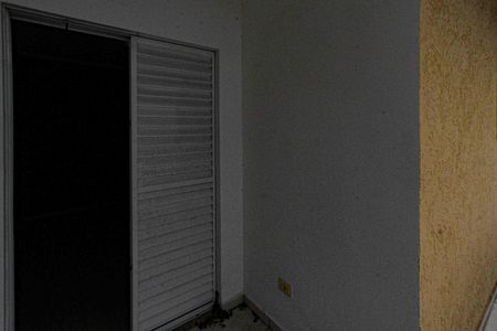 Casa de condomínio à venda com 163m², 3 quartos e 4 vagas Casa de condomínio à venda com 163m², 3 quartos e 4 vagasVaranda da Suite