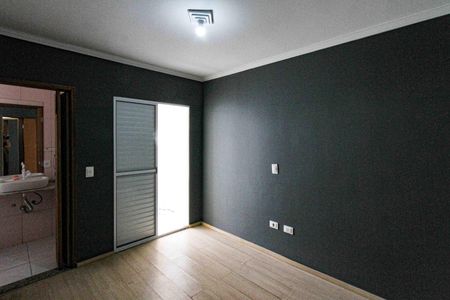 Casa de condomínio à venda com 163m², 3 quartos e 4 vagas Casa de condomínio à venda com 163m², 3 quartos e 4 vagasSuite