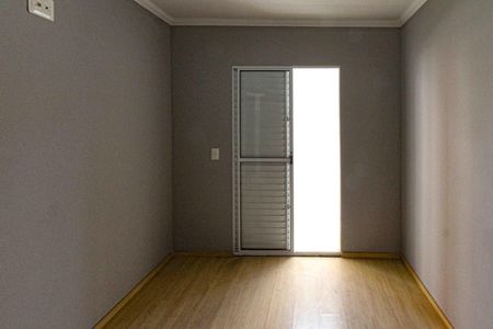 Casa de condomínio à venda com 163m², 3 quartos e 4 vagas Casa de condomínio à venda com 163m², 3 quartos e 4 vagasQuarto 02