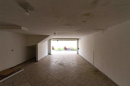 Casa de condomínio à venda com 163m², 3 quartos e 4 vagas