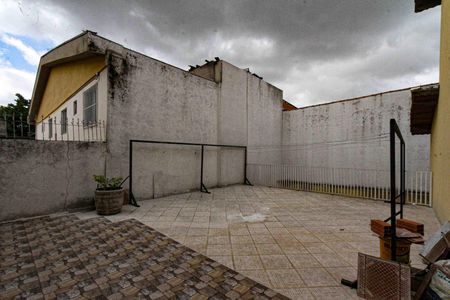 Casa de condomínio à venda com 163m², 3 quartos e 4 vagas